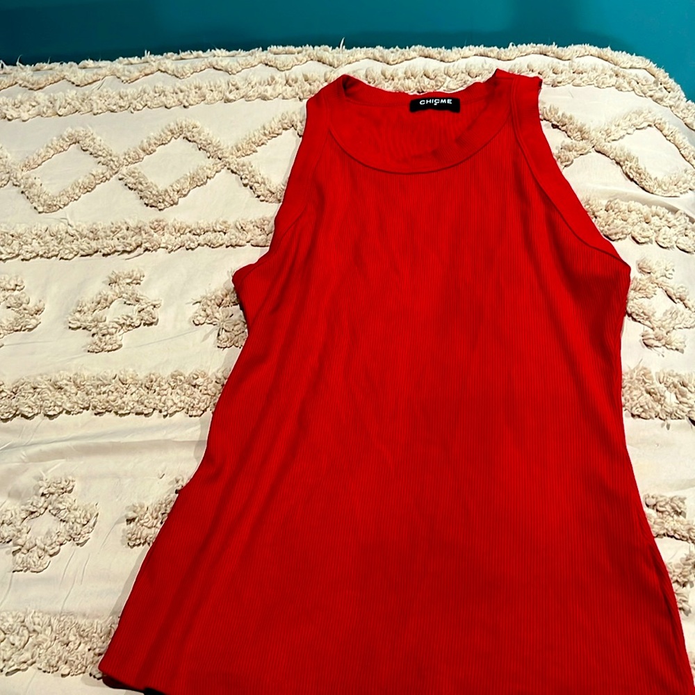 Soft ribbed tank.